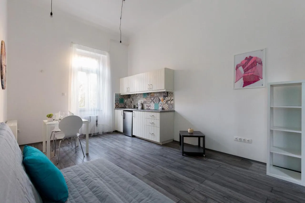 J26 Josika Apartment Budapest 0*,