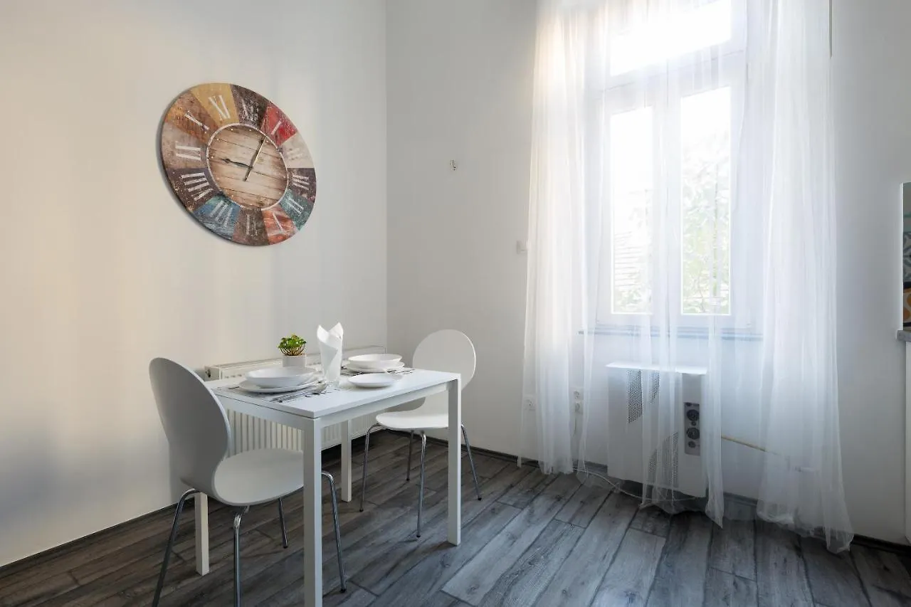 J26 Josika Apartment Budapest